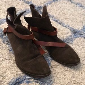 MAJE SUEDE BOOTIES